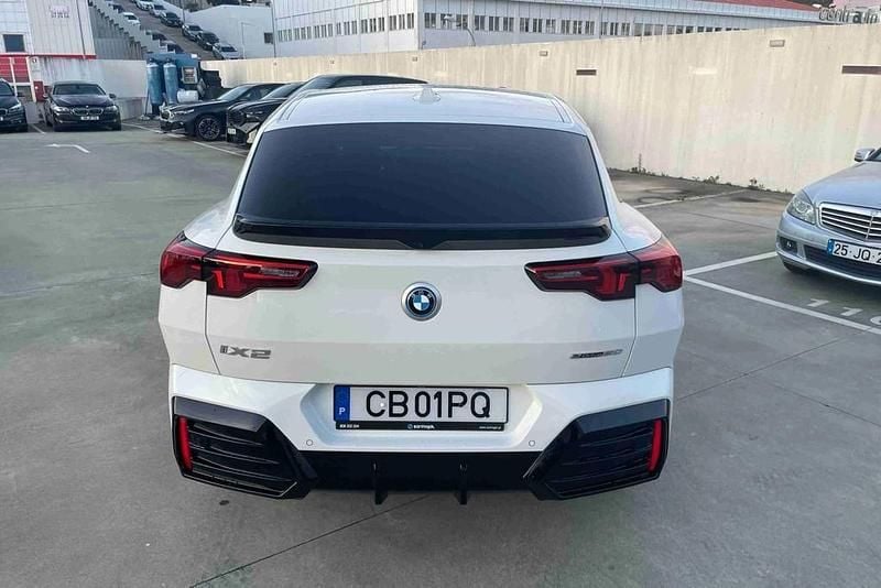 Novo BMW iX2 Comfort Edition 150 kW (204 HP) 2026 Branco SUV