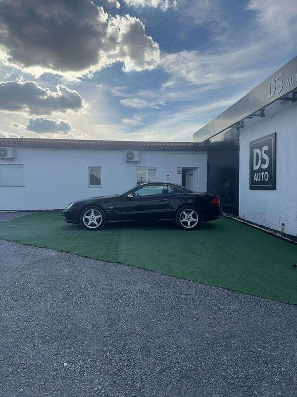 Usado Mercedes 500 306 HP (225 kW) 2002 Preto