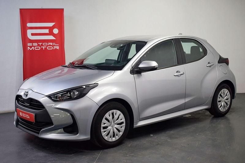 Cinza Usado 2022 Toyota Yaris Hybrid Comfort | € 19.500 (Preço justo) - Imagem 1/4
