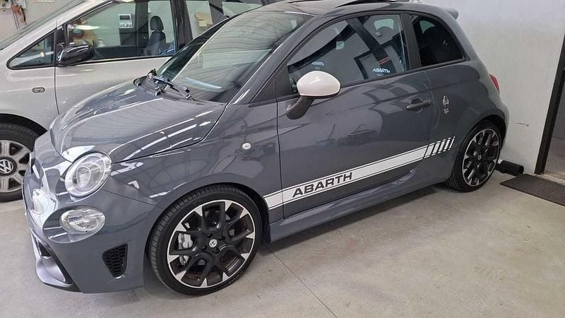 Usado Abarth 595 Competizione 180 HP (132 kW) 2019