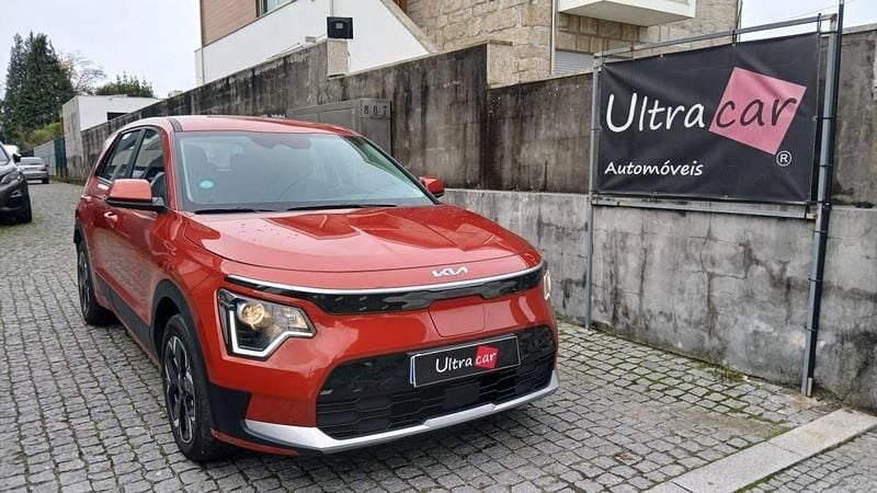 Outra Usado 2022 Kia e-Niro SUV | € 27.999 (Preço justo) - Imagem 1/4