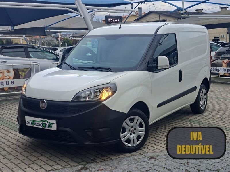 Branco Usado 2020 Fiat Doblò Easy Monovolume | € 12.990 (Preço elevado) - Imagem 1/4