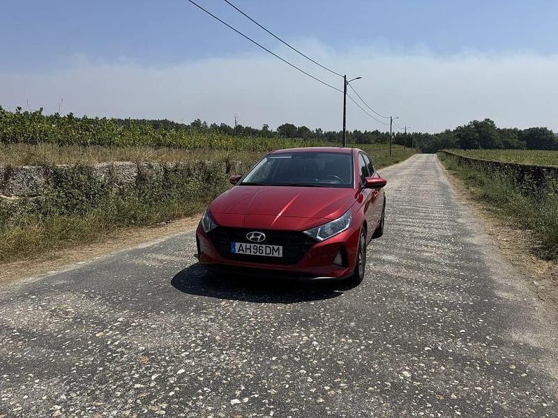 Usado 2021 Hyundai i20 Comfort Sedan | € 14.400 - Imagem 1/4