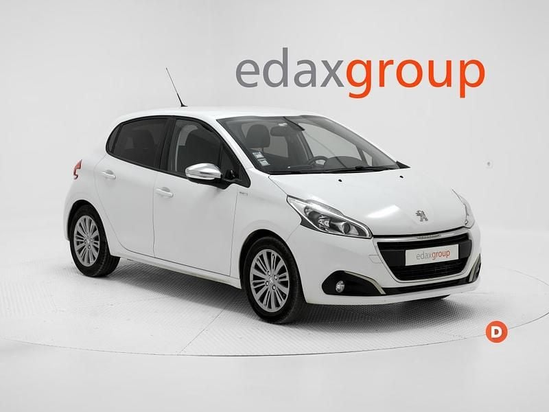 Branco Usado 2018 Peugeot 208 Citadino | € 9.990 (Preço justo) - Imagem 1/4