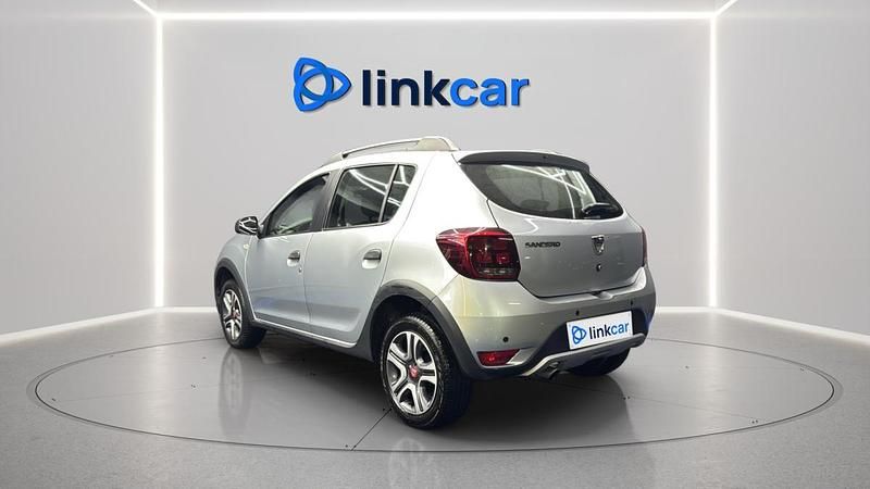 Usado Dacia Sandero 90 HP (66 kW) 2020 Cinzento