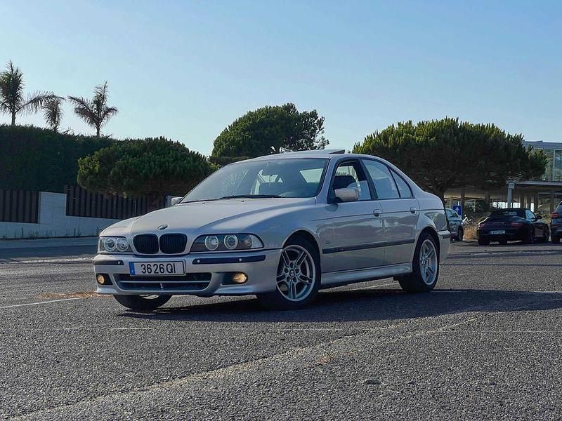 Usado 2000 BMW 525 Sedan | € 7.500 - Imagem 1/4