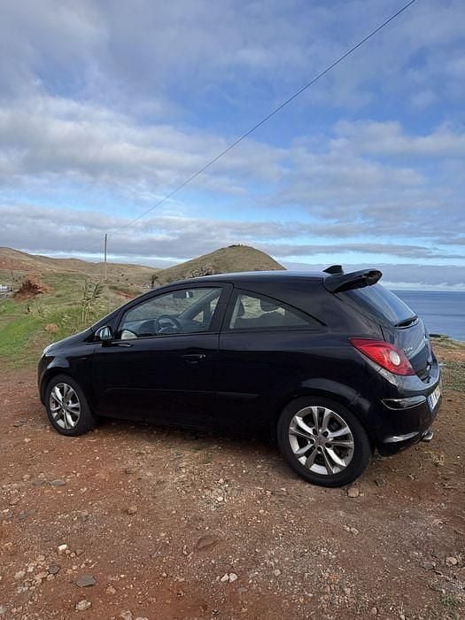 Usado Opel Astra GTC 125 HP (91 kW) 2007