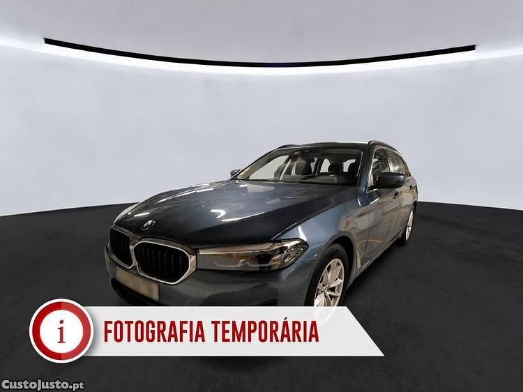 Usado BMW 520 190 HP (139 kW) 2023 Azul Carrinha