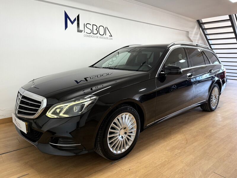 Preto Usado 2013 Mercedes E350 Elegance Carrinha | € 22.950 - Imagem 1/4