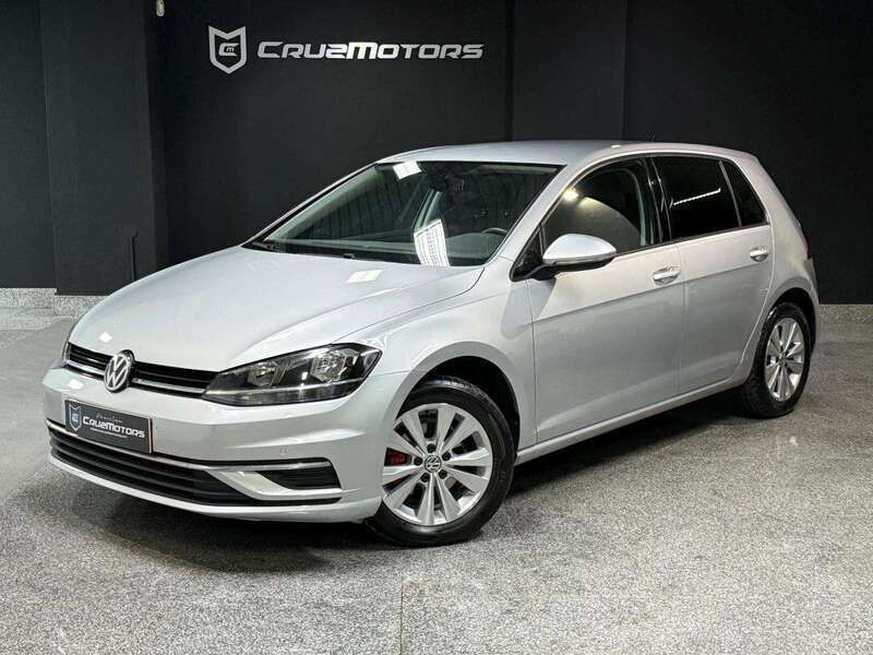 Cinzento Usado 2020 VW Golf VII | € 18.900 (Preço justo) - Imagem 1/4