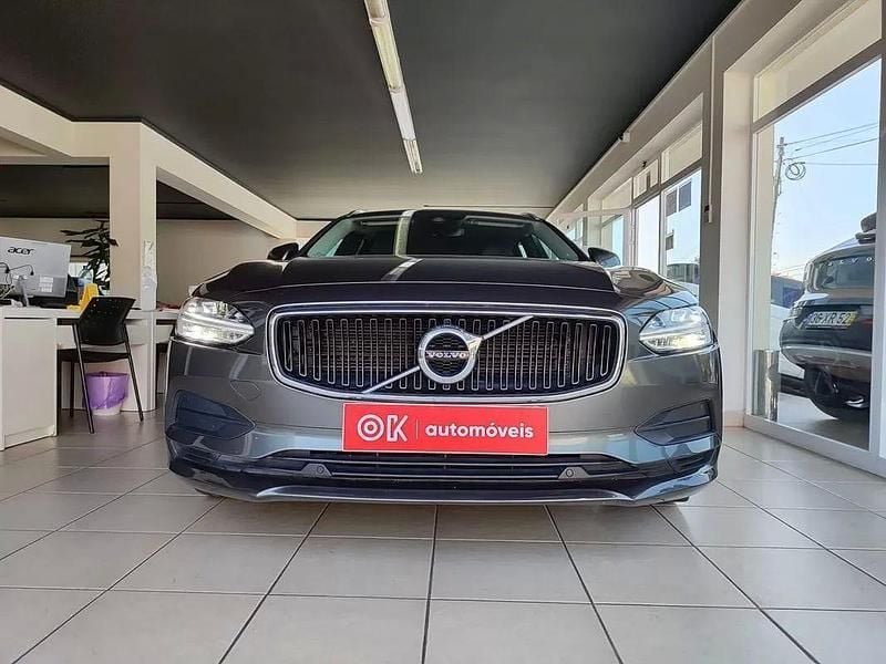 Usado Volvo V90 Momentum 190 HP (139 kW) 2018 Cinzento Carrinha