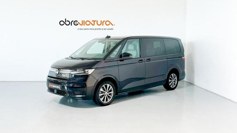Preto Usado 2022 VW Routan Monovolume | € 47.000 - Imagem 1/4