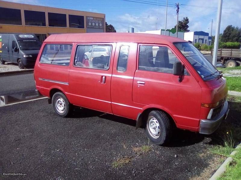 Nissan vanette 1988