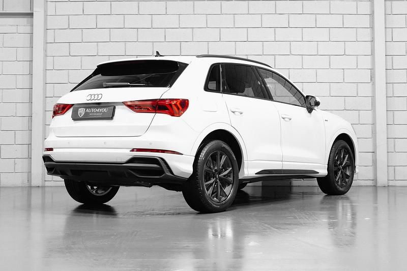 Usado Audi Q3 S-Line 245 HP (180 kW) 2022 Branco SUV