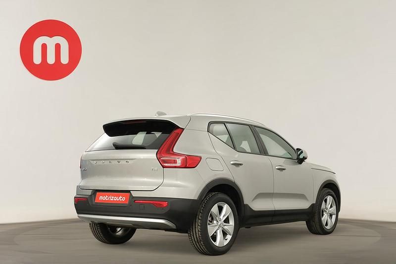 Usado Volvo XC40 Core 129 HP (94 kW) 2024 SUV