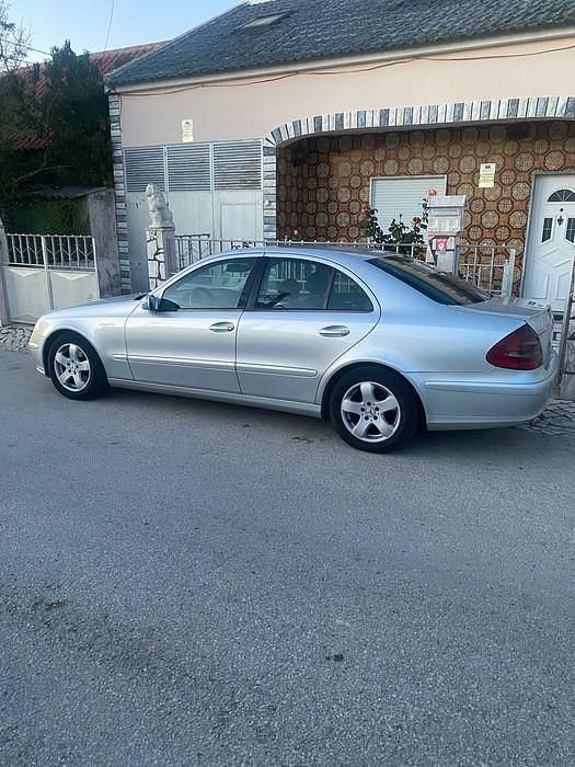 Usado Mercedes E200 2005 Sedan