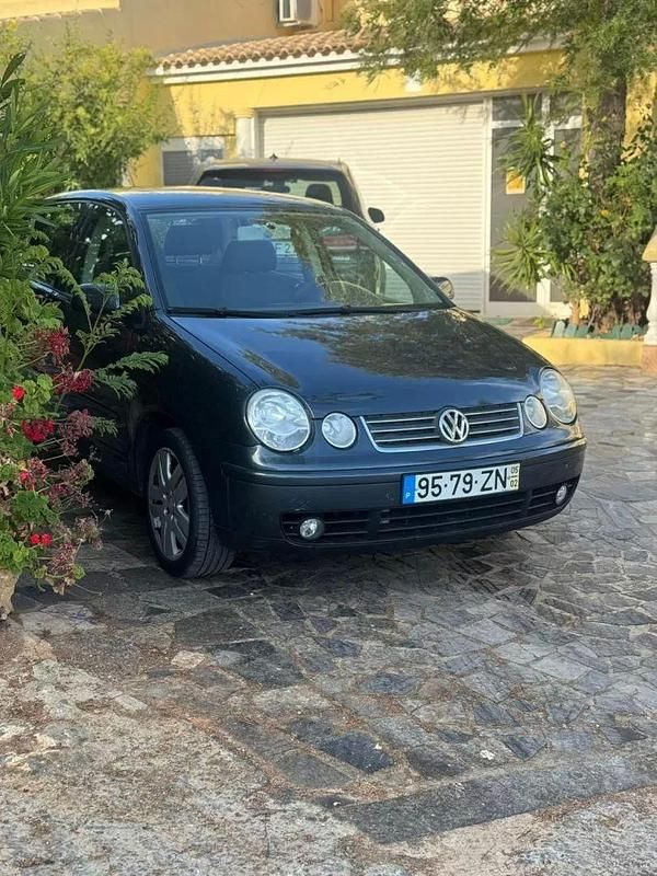 Azul Usado 2005 VW Polo Citadino | € 5.900 (Caro) - Imagem 1/4
