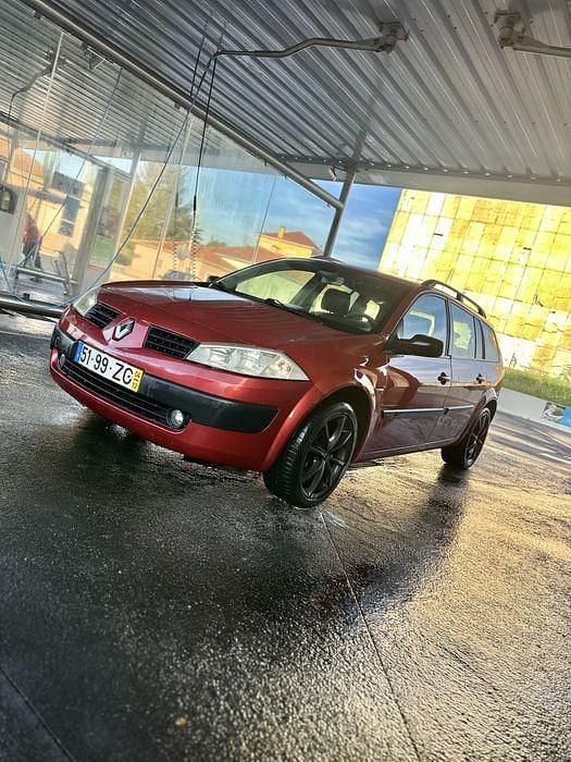 Usado 2004 Renault Mégane II Extreme Sedan | € 1.500 (Super Preço) - Imagem 1/4