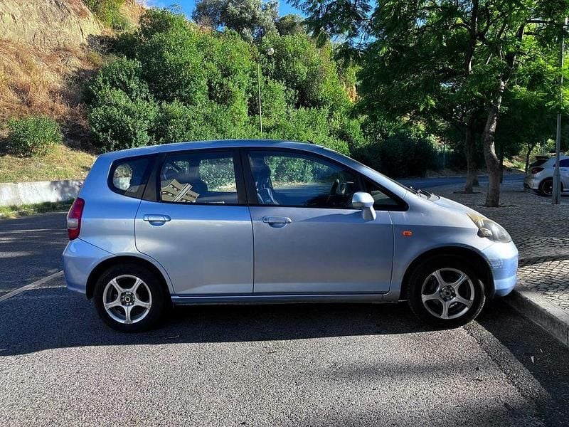 Usado 2002 Honda Jazz Citadino | € 3.000 - Imagem 1/4