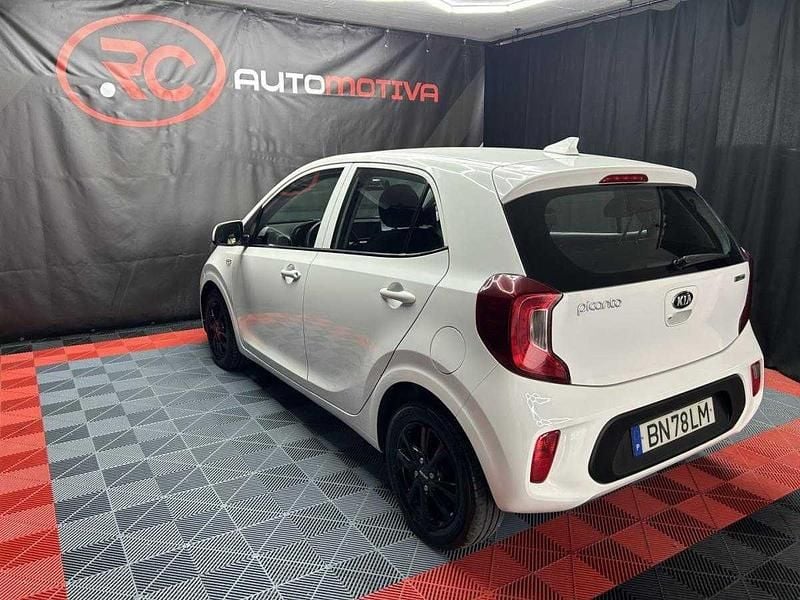 Usado Kia Picanto 67 HP (49 kW) 2019 Branco Citadino