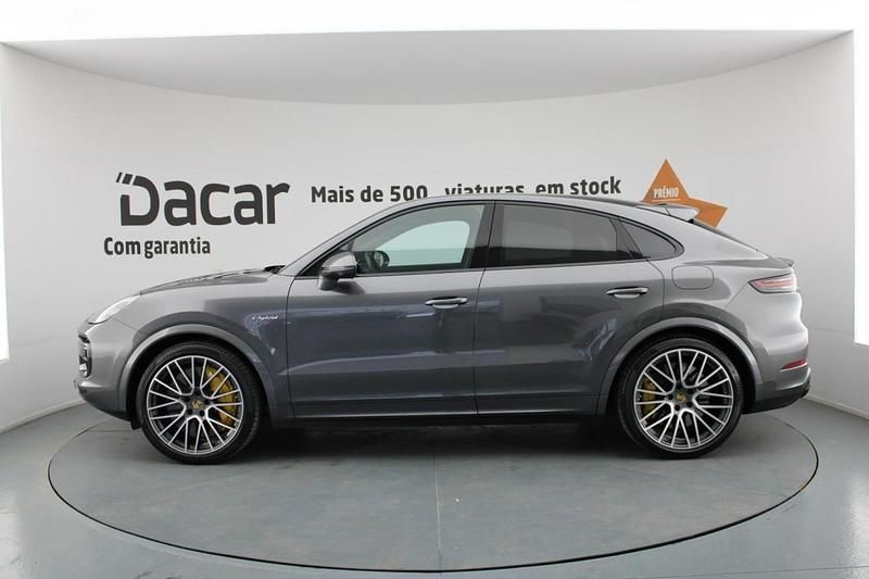 Usado Porsche Cayenne 680 HP (500 kW) 2019 Cinzento SUV