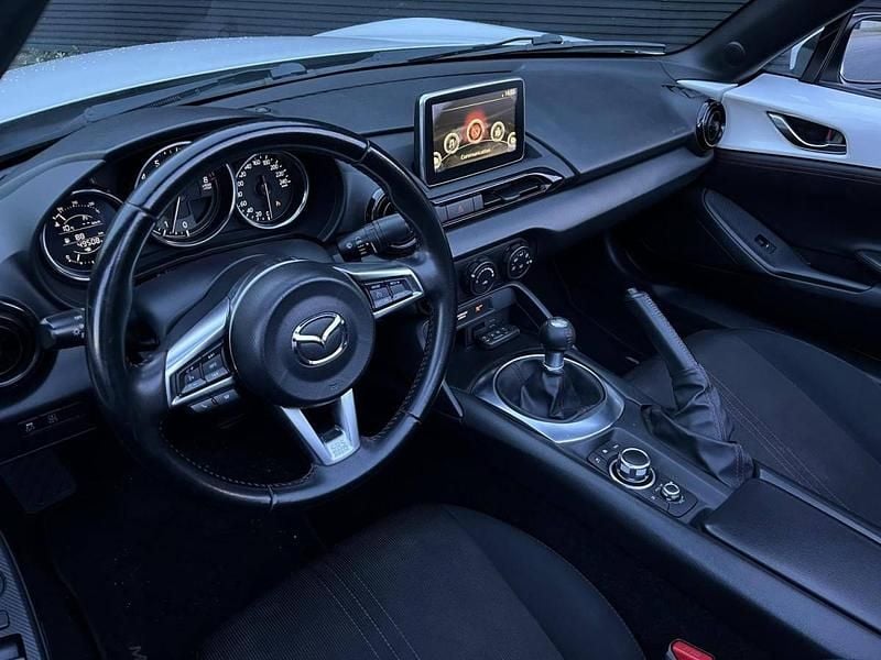 Usado Mazda MX5 131 HP (96 kW) 2018 Branco Cabrios