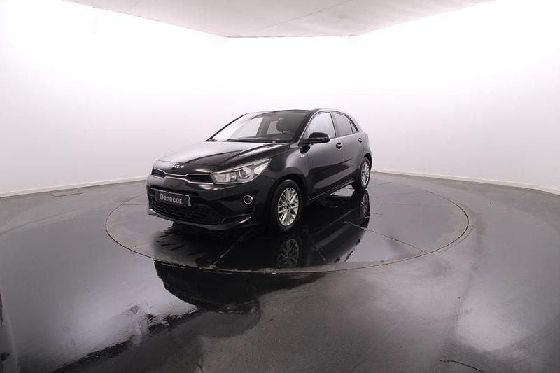 Preto Usado 2023 Kia Rio | € 17.900 (Preço elevado) - Imagem 1/4