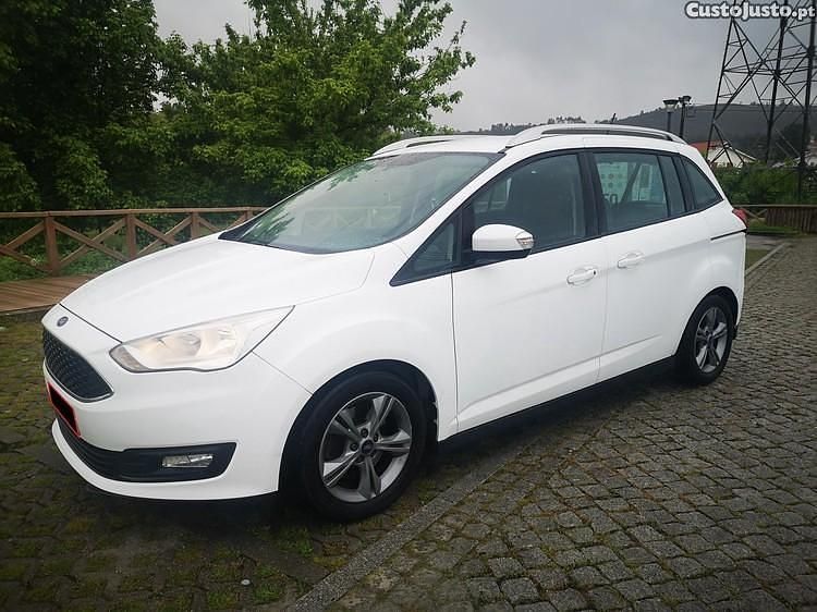 Branco Usado 2018 Ford Grand C-Max Monovolume | € 12.750 - Imagem 1/1