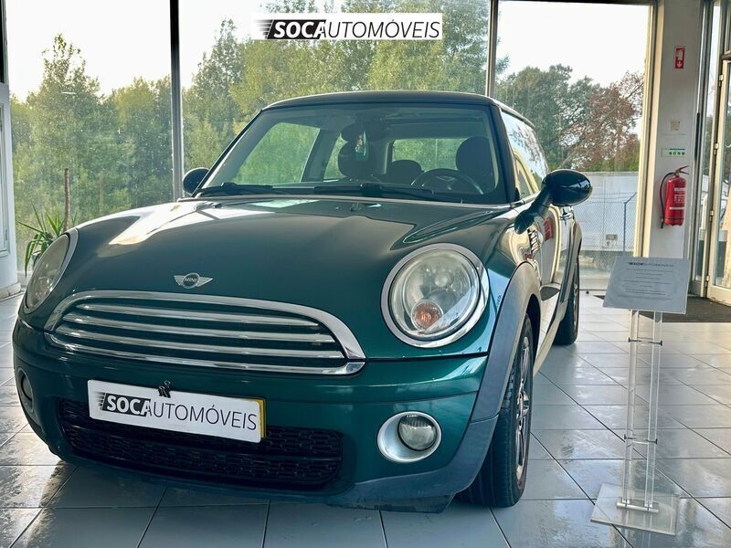 Verde Usado 2009 Mini Cooper D Citadino | € 8.790 (Preço justo) - Imagem 1/4