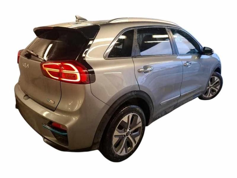 Usado Kia e-Niro 150 kW (204 HP) 2022 Cinzento SUV