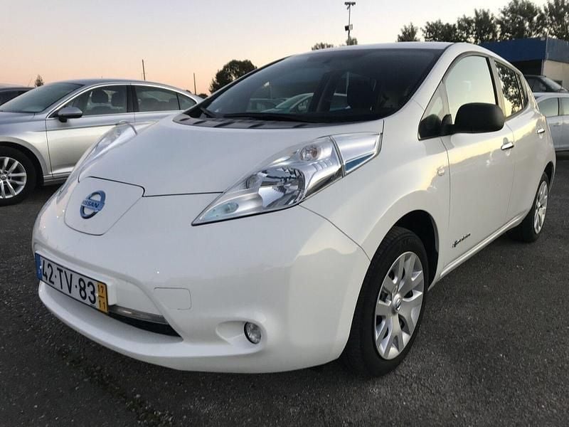 Branco Usado 2017 Nissan Leaf Acenta Citadino | € 9.000 (Super Preço) - Imagem 1/4