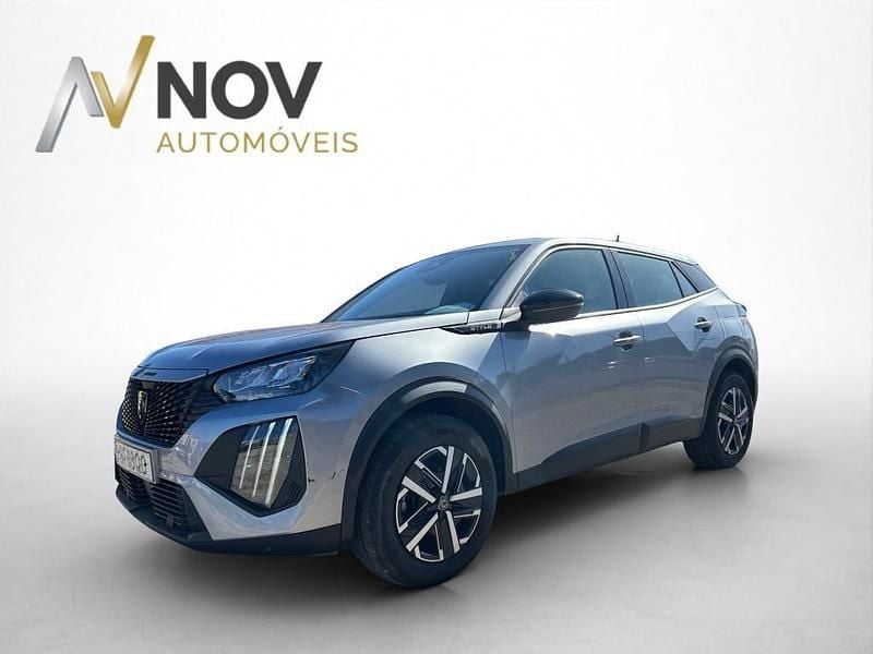 Usado Peugeot e-2008 114 kW (156 HP) 2025 Cinzento SUV