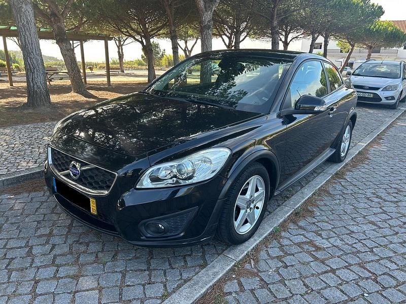 Preto Usado 2010 Volvo C30 Summum Citadino | € 9.850 (Preço justo) - Imagem 1/4