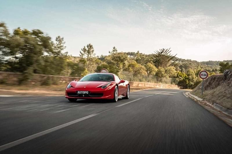 Usado Ferrari 458 570 HP (419 kW) 2010 Vermelho Coupé