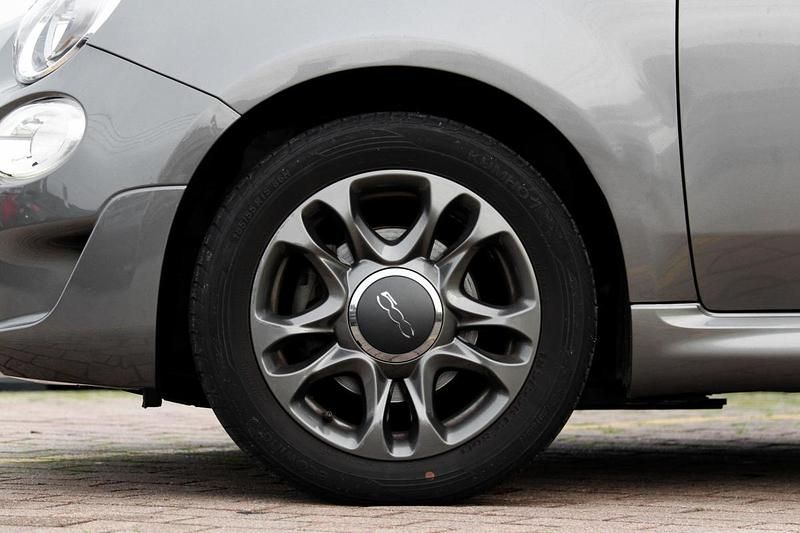 Usado Fiat 500C 70 HP (51 kW) 2021 Cinzento Cabrios