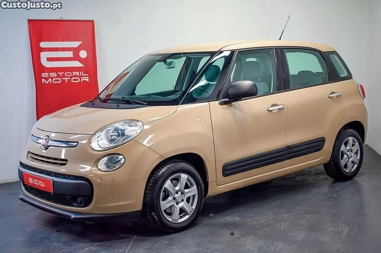 Amarelo Usado 2014 Fiat 500L Pop Star Monovolume | € 9.250 - Imagem 1/1