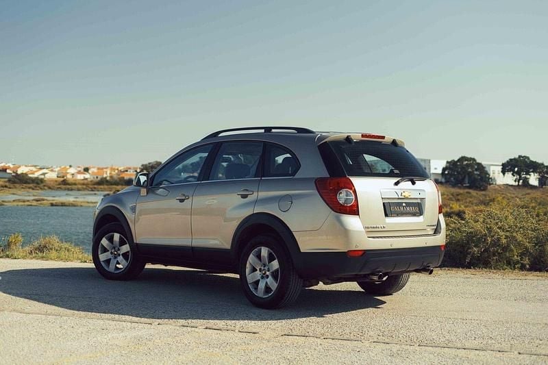 Usado Chevrolet Captiva LT 150 HP (110 kW) 2007 Cinza SUV