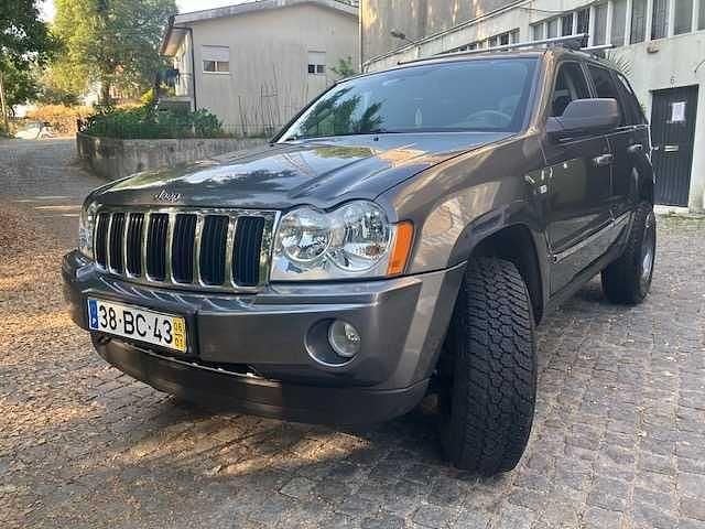 Usado Jeep Grand Cherokee 220 HP (161 kW) 2006 SUV