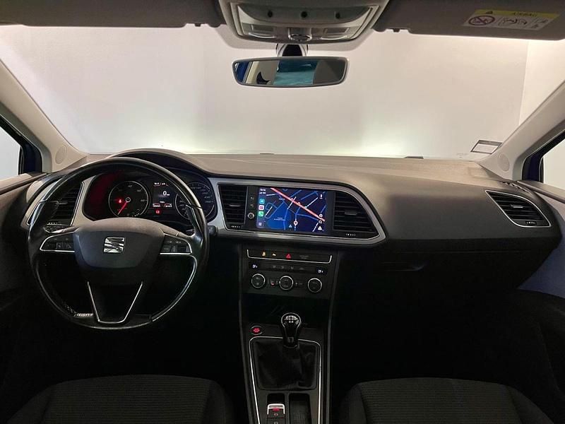 Usado Seat Leon ST 115 HP (84 kW) 2018 Azul Carrinha