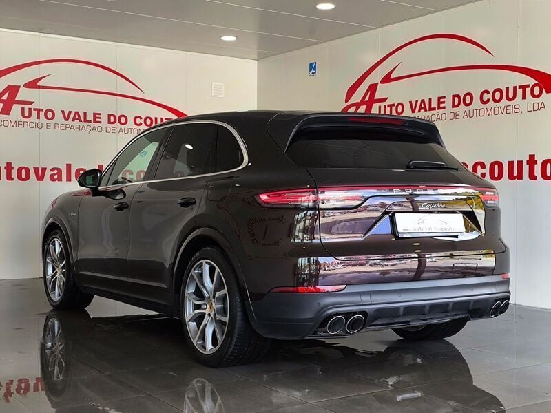 Usado Porsche Cayenne 462 HP (339 kW) 2021 Castanho SUV