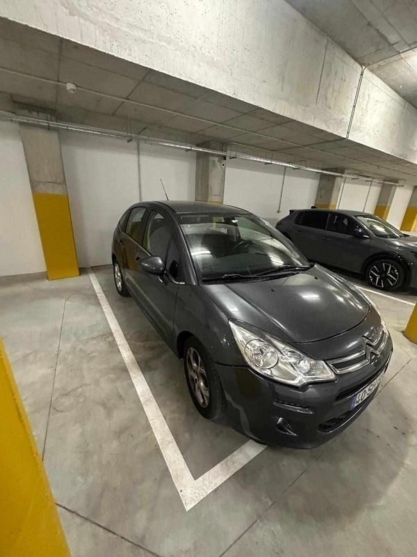 Cinzento Usado 2016 Citroën C3 Citadino | € 8.499 (Super Preço) - Imagem 1/4