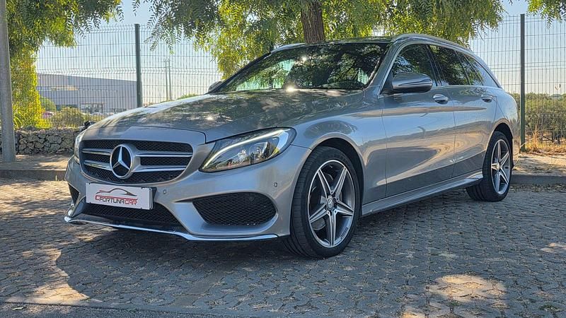 Cinza Usado 2015 Mercedes C200 AMG line Carrinha | € 22.250 - Imagem 1/4