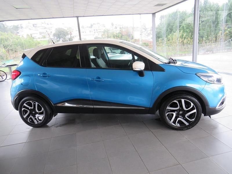 Usado Renault Captur 90 HP (66 kW) 2014 Azul SUV