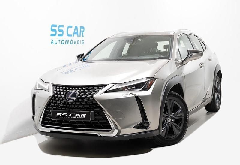 Usado Lexus UX 184 HP (135 kW) 2021 Cinzento SUV
