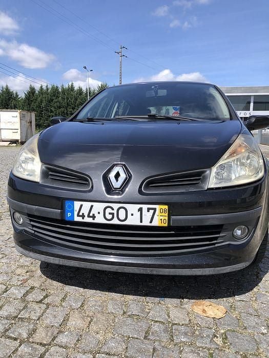 Usado 2008 Renault Clio II Rip Curl Sedan | € 3.700 (Bom preço) - Imagem 1/4