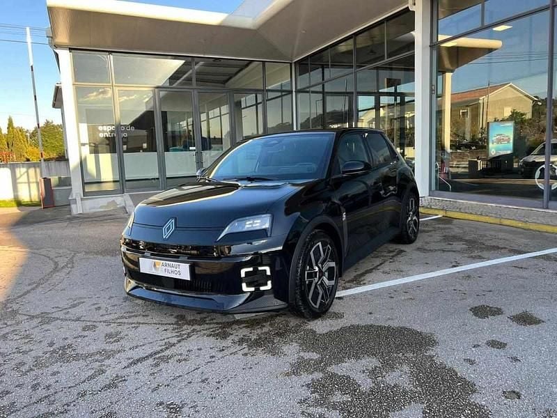 Usado Renault 5 E-Tech 89 kW (122 HP) 2025 Preto