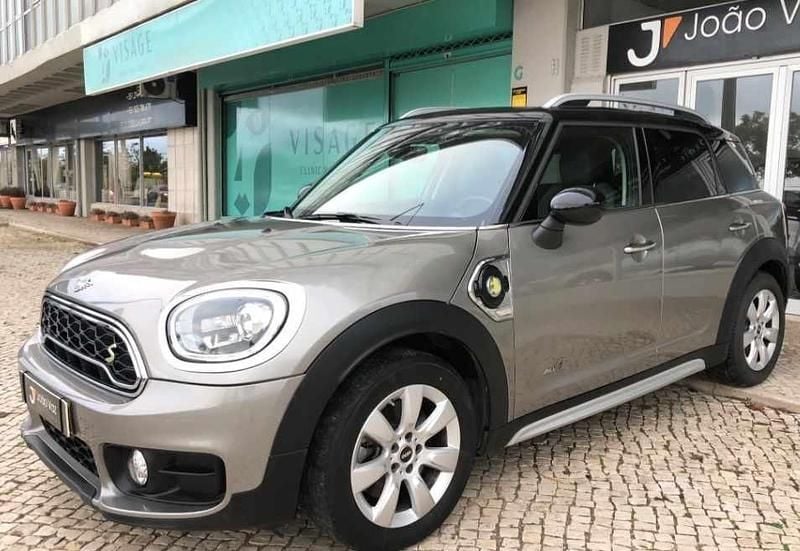 Cinzento Usado 2019 Mini Countryman SUV | € 23.900 (Preço justo) - Imagem 1/4