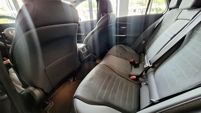 Usado Mercedes E300 Advanced 313 HP (230 kW) 2024 Cinza graphite Carrinha