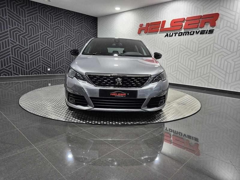 Usado Peugeot 308 131 HP (96 kW) 2018 Cinzento Citadino
