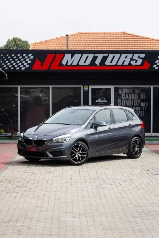 Cinza escuro Usado 2014 BMW 216 Active Tourer Monovolume | € 12.999 (Preço justo) - Imagem 1/4